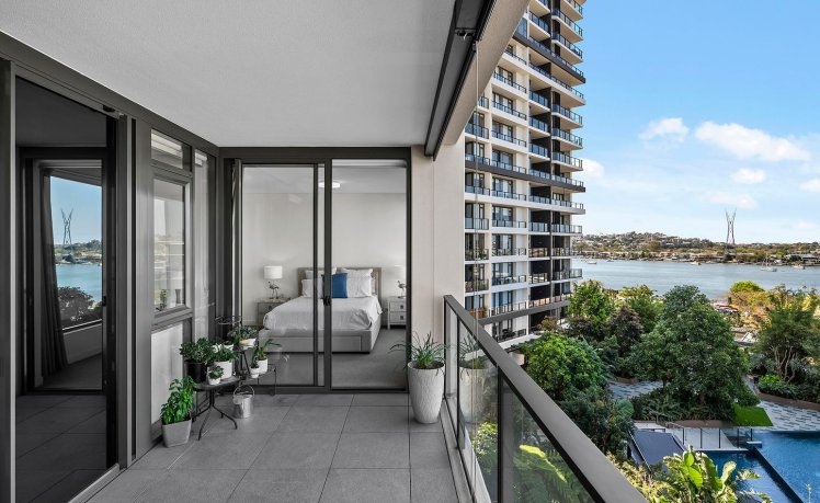 Quality Lifestyle Apartment in Vibrant Newstead Gallery
