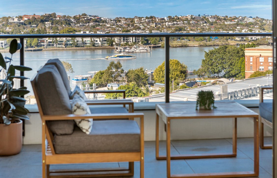 Dream North East Position with Wonderful River Views Gallery