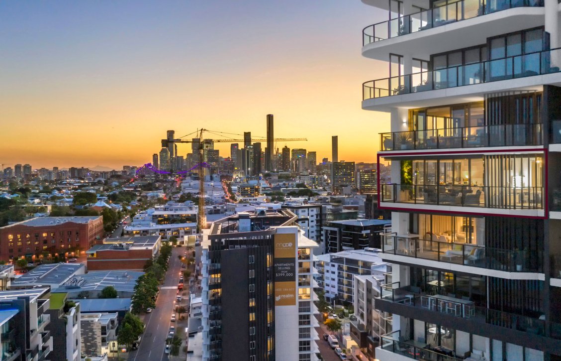 Amazing Views from this Huge 135sqm, 2-Bed, 2-Balcony Home! Gallery