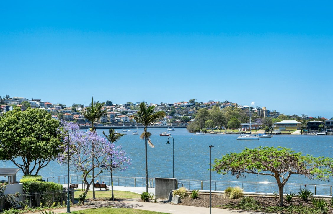 921 Pier - Unrivalled Riverfront Lifestyle Gallery