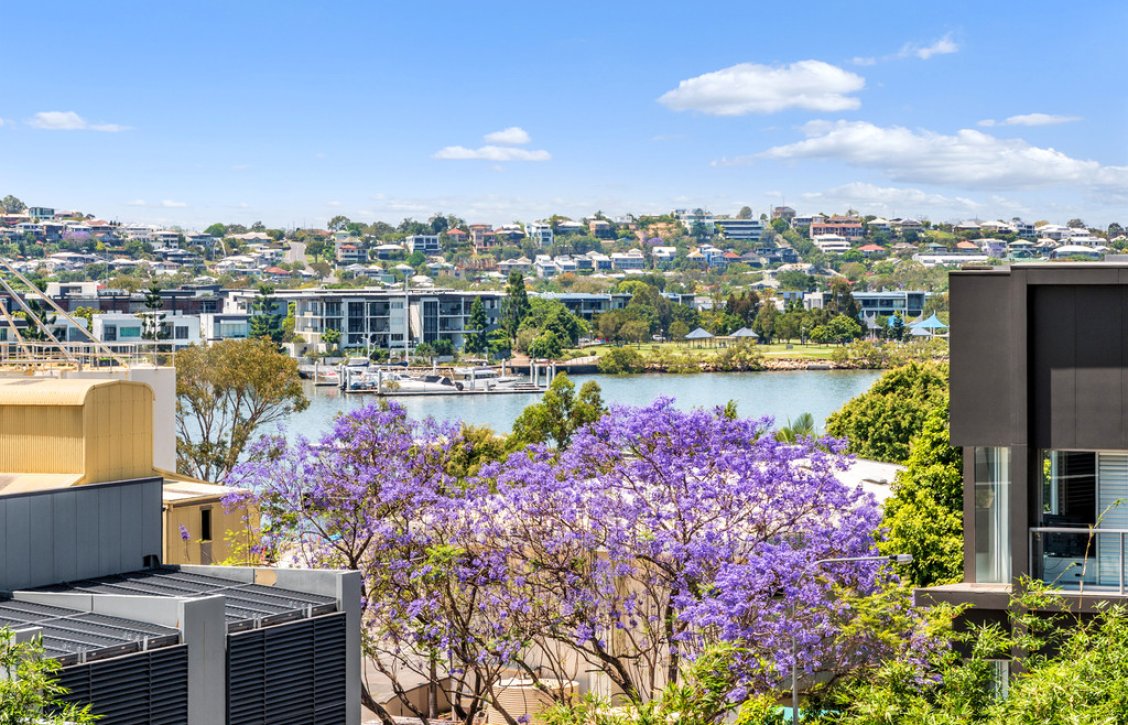 Live the Newstead Life with Style! Gallery