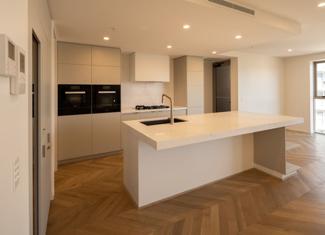 2-storey Townhome in the Sky! Gallery