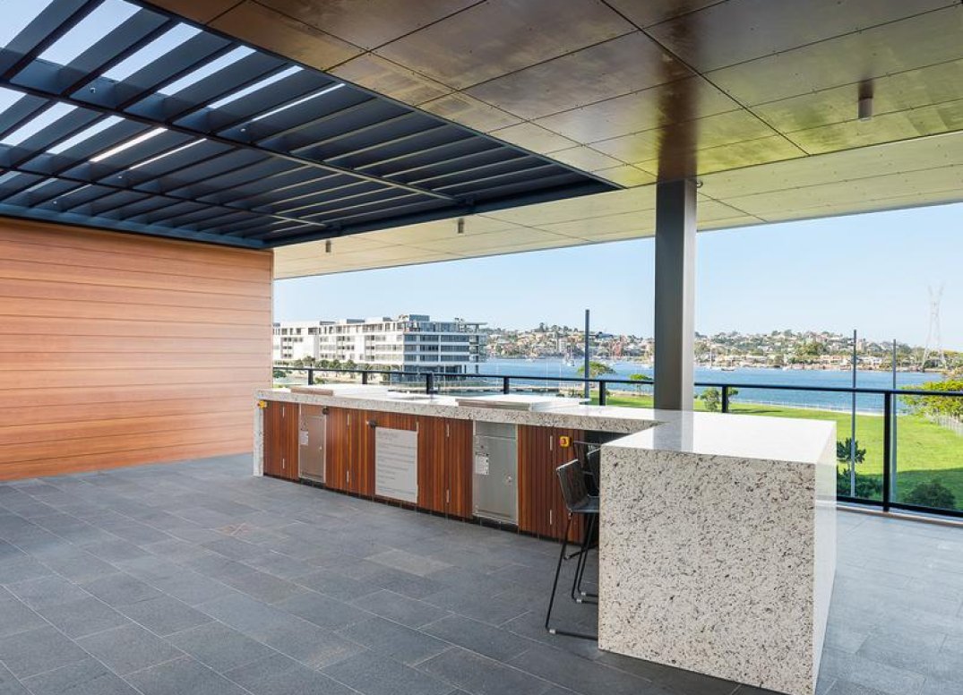 Uncompromising Luxury – Elegant Newstead Penthouse Gallery