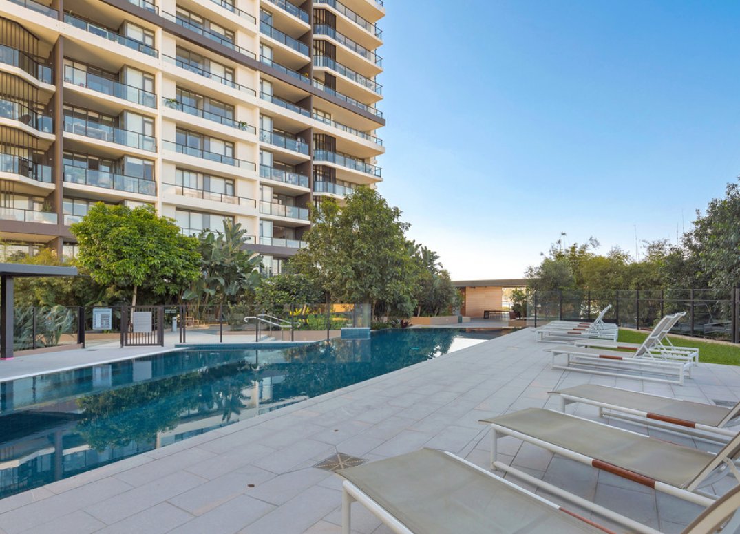 Dream North East Position with Wonderful River Views Gallery