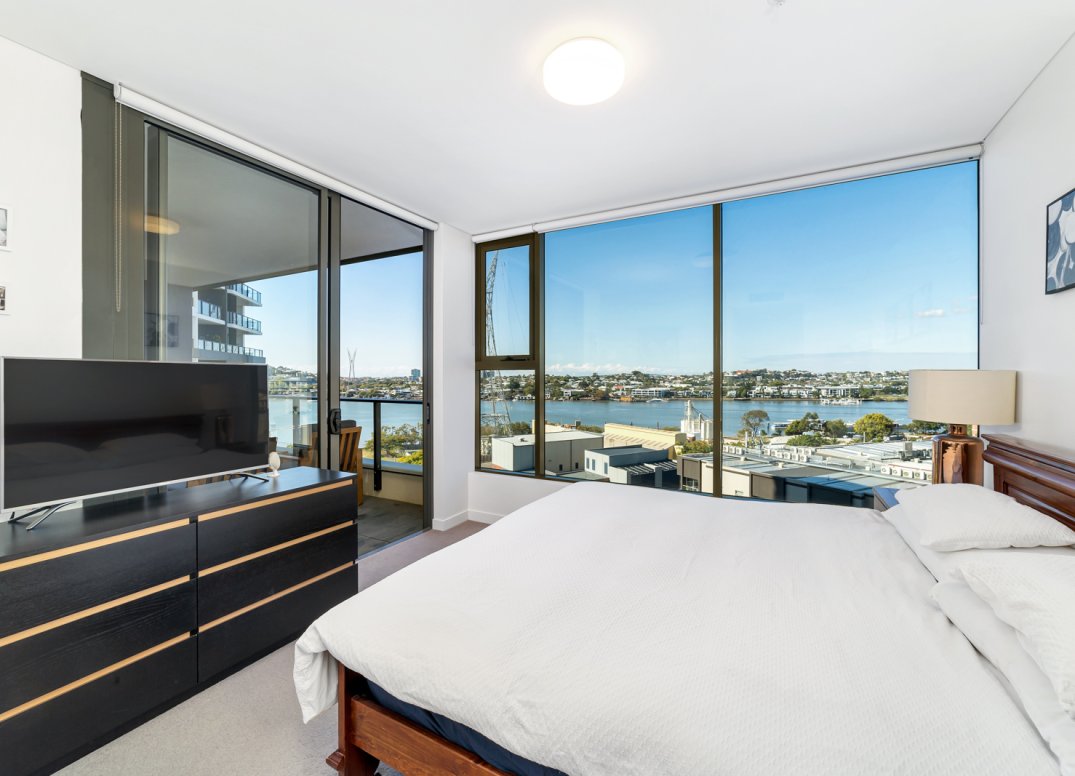 Dream North East Position with Wonderful River Views Gallery