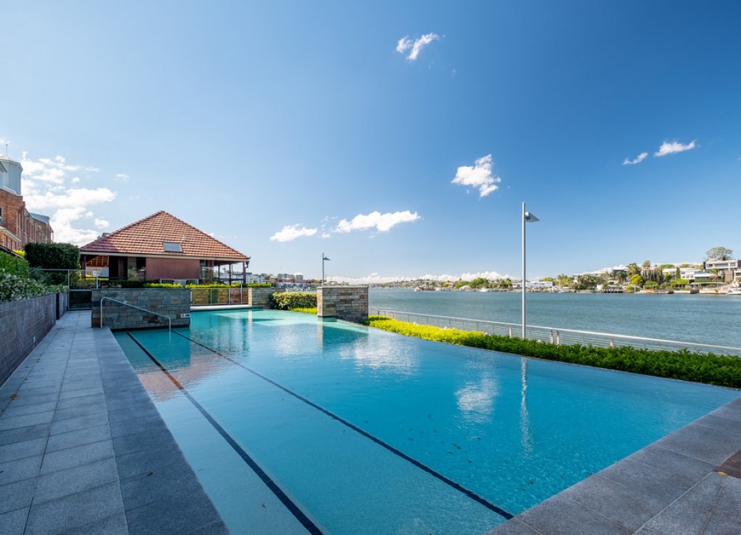 Iconic Cutter’s Landing Penthouse Gallery
