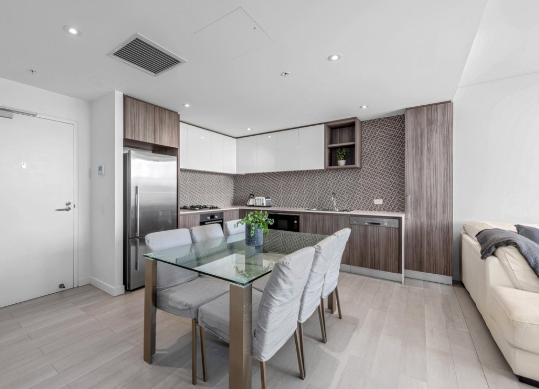 Immaculate Apartment In The Heart Of It All Gallery