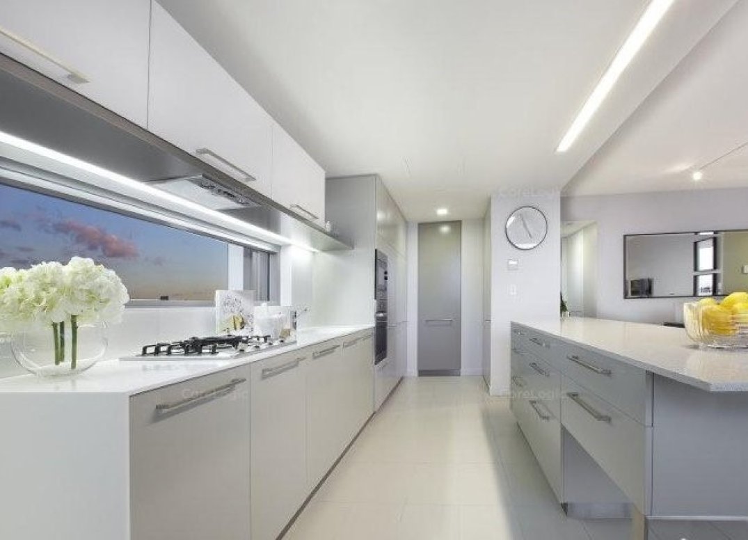 Superb Park Residence with Magnificent Views Gallery