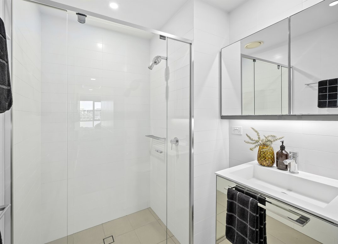 Sophisticated Lifestyle in Park by Mirvac Gallery