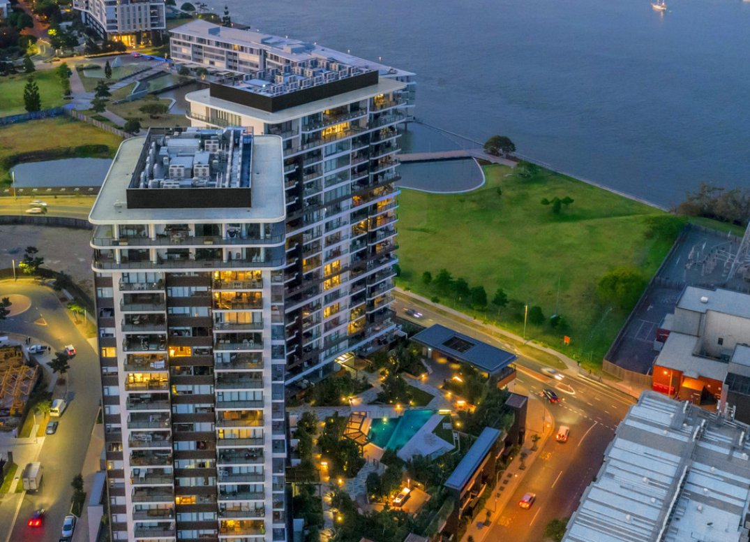 Sensational Unison Apartment with City and River Views Gallery