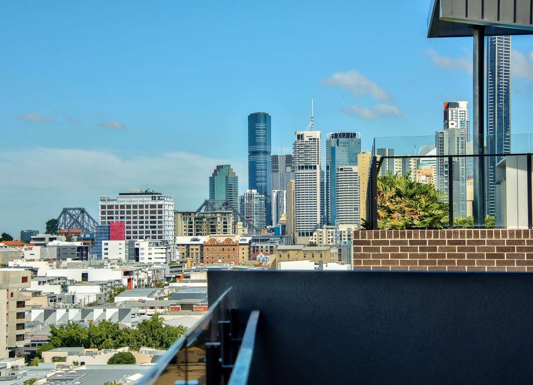 Modern Newstead Masterpiece Gallery