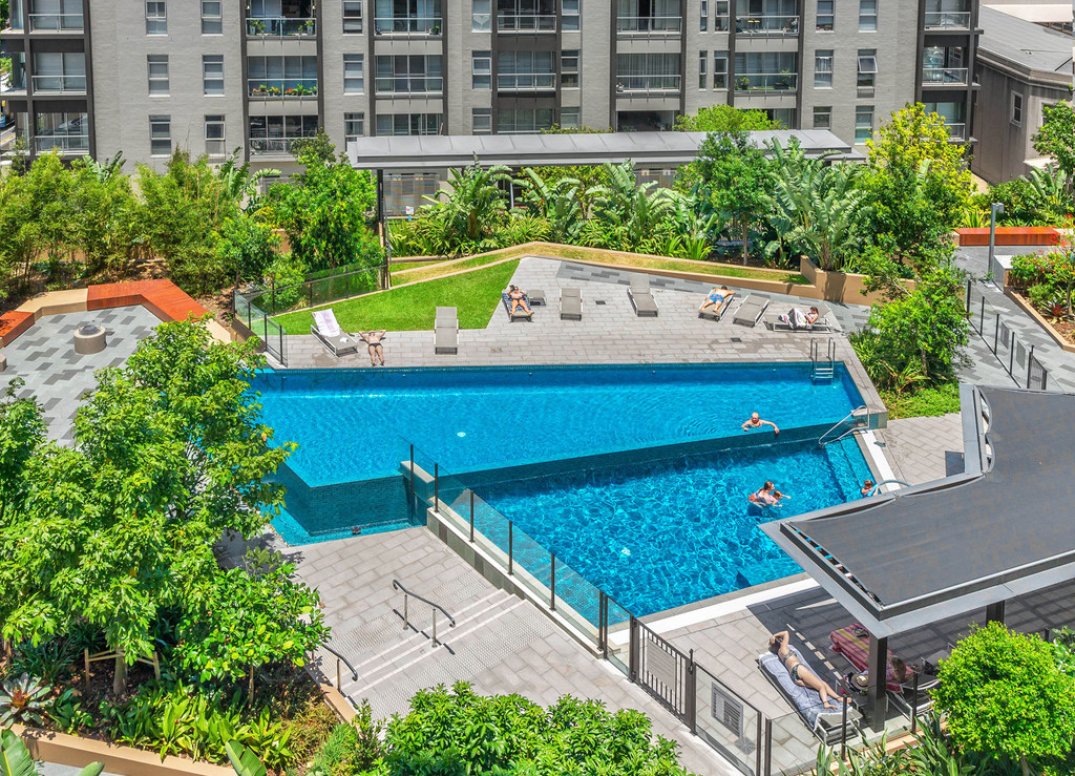 Live the Newstead Life in Style! Gallery