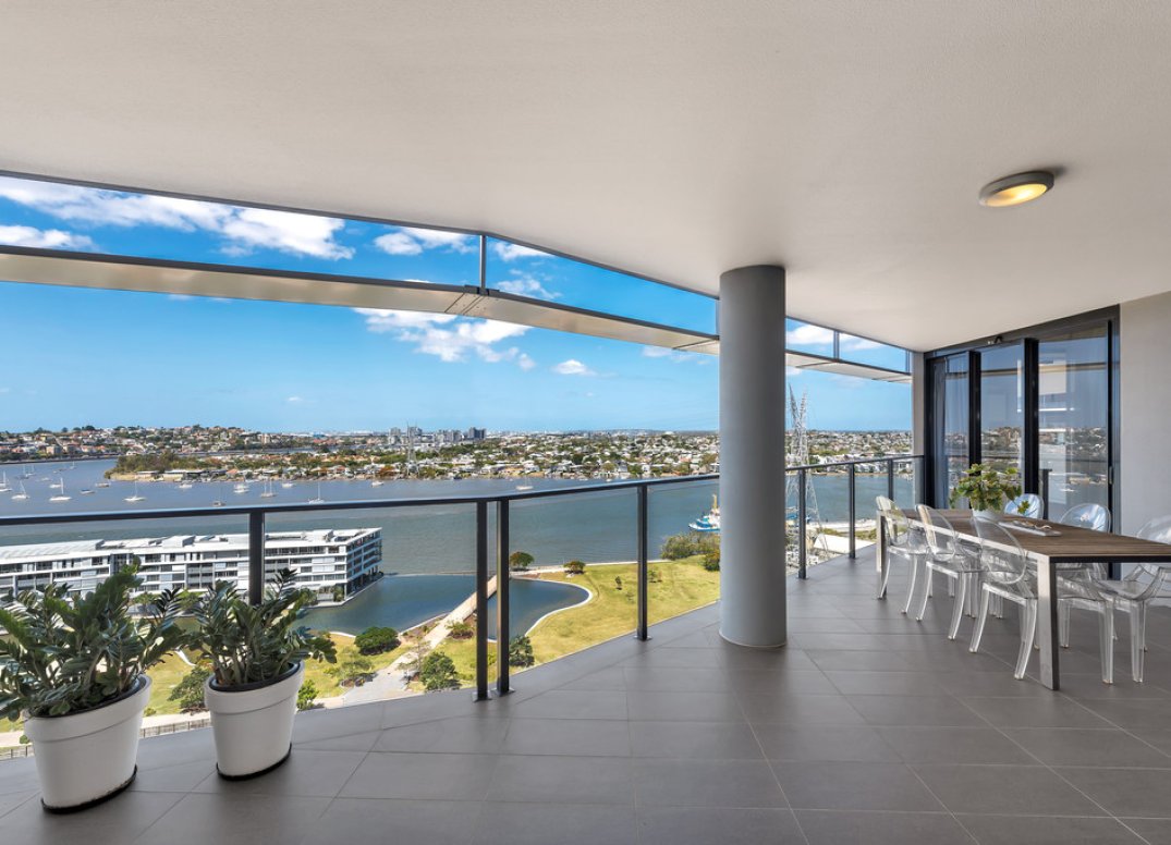 Home Sized Apartment With Two Car Parks in Premiere Newstead Location Gallery