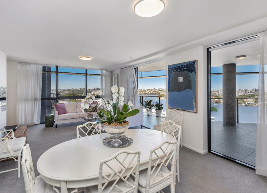 Home Sized Apartment With Two Car Parks in Premiere Newstead Location Gallery