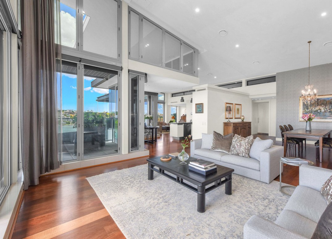 Iconic Cutter’s Landing Penthouse Gallery