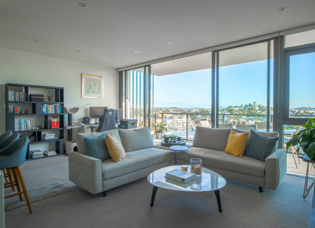 Sensational Unison Apartment with City and River Views Gallery