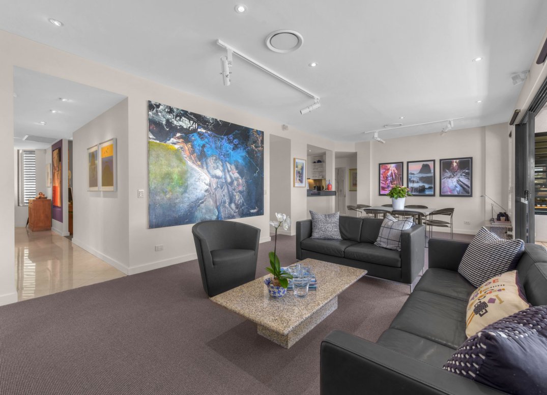 Unparalleled Waterfront Position Gallery