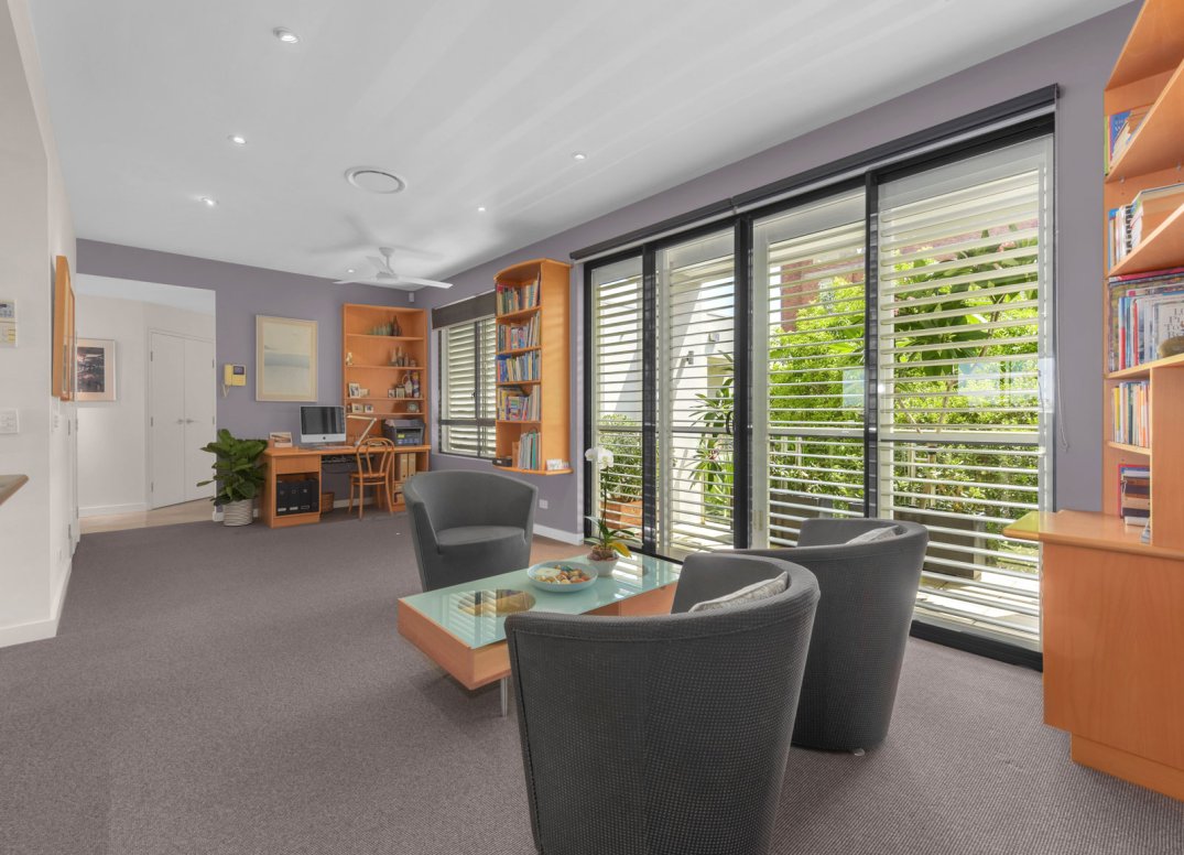 Unparalleled Waterfront Position Gallery