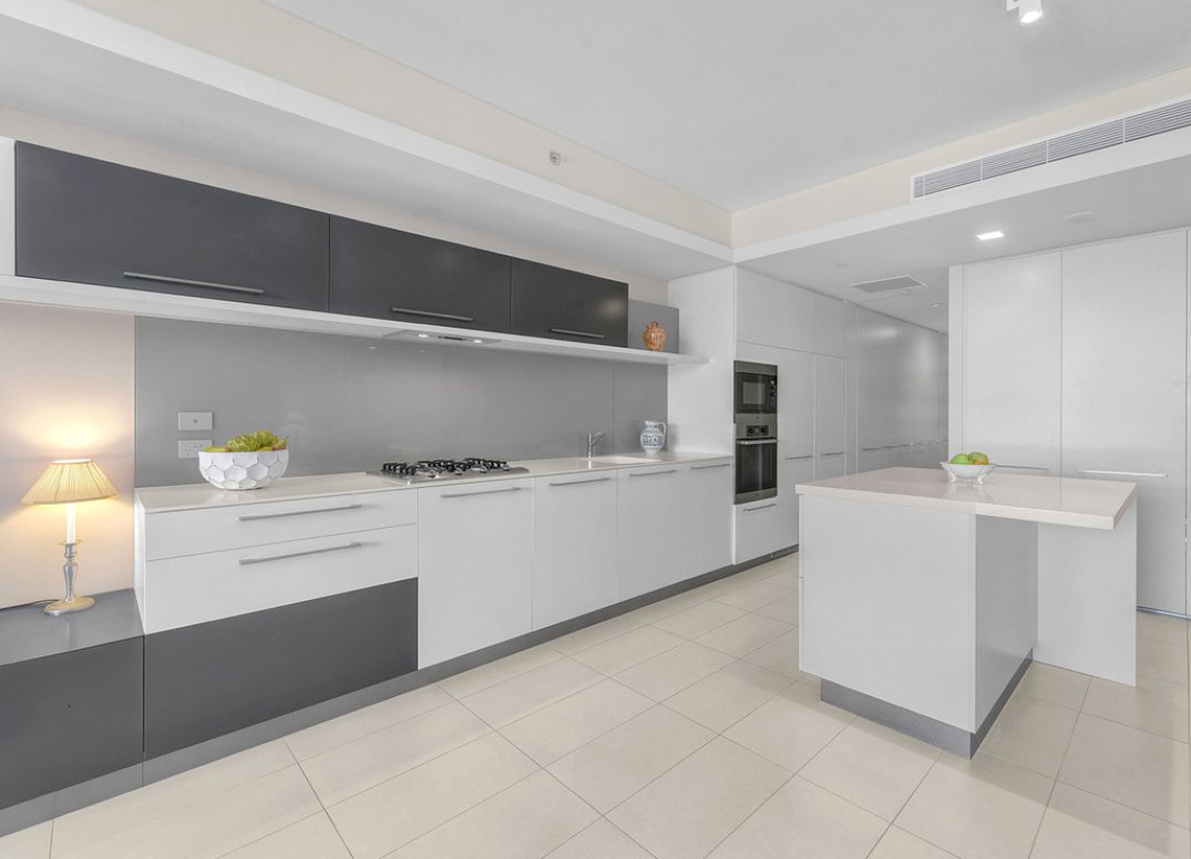 Immaculate Condition and Right on the Park! Gallery