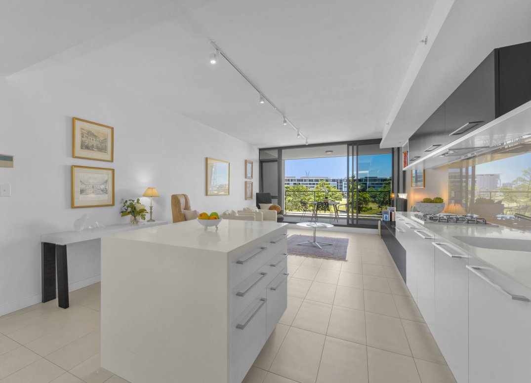 Immaculate Condition and Right on the Park! Gallery