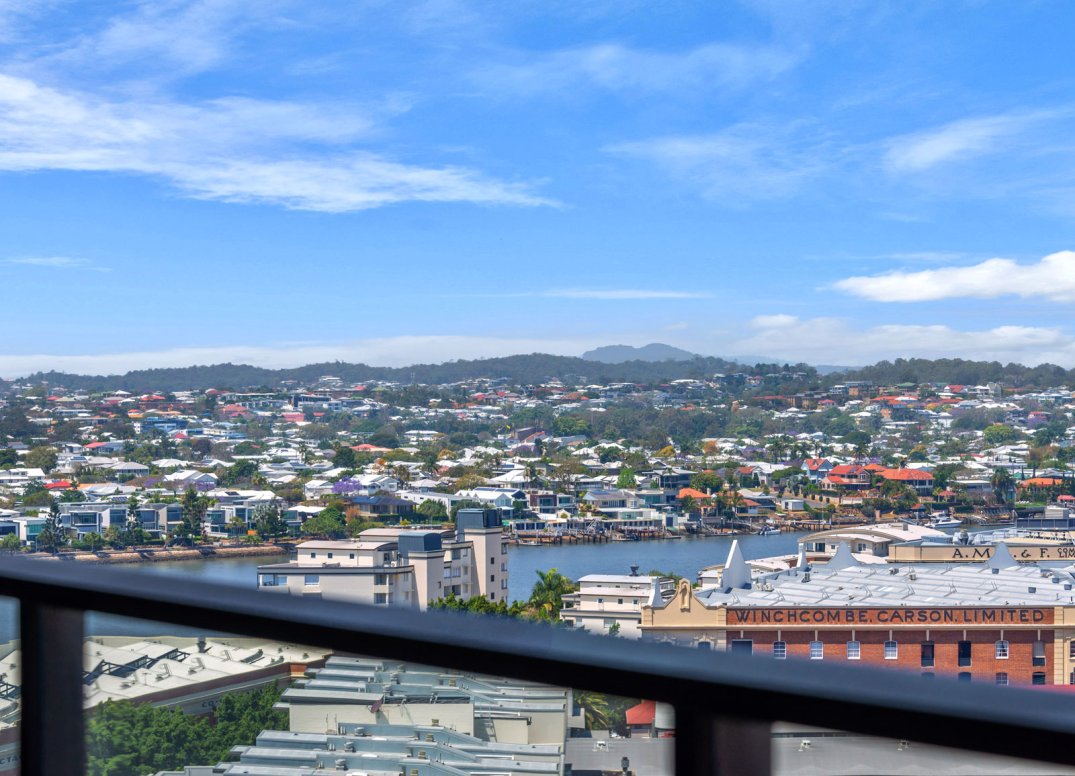 Sensational Unison Apartment with City and River Views Gallery