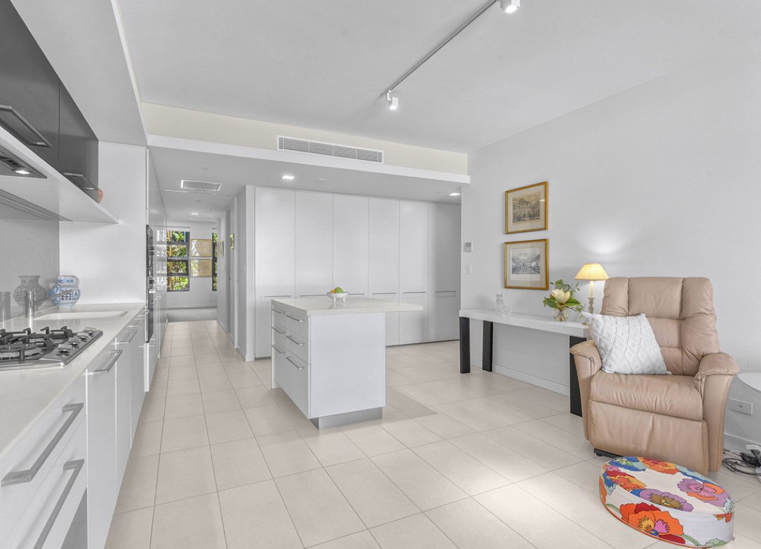 Immaculate Condition and Right on the Park! Gallery