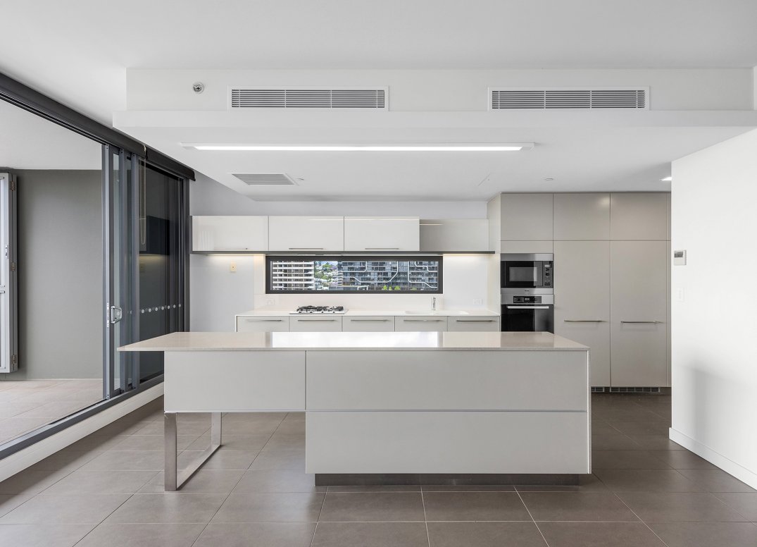 Outstanding Park Residence with Magnificent Outlook Gallery
