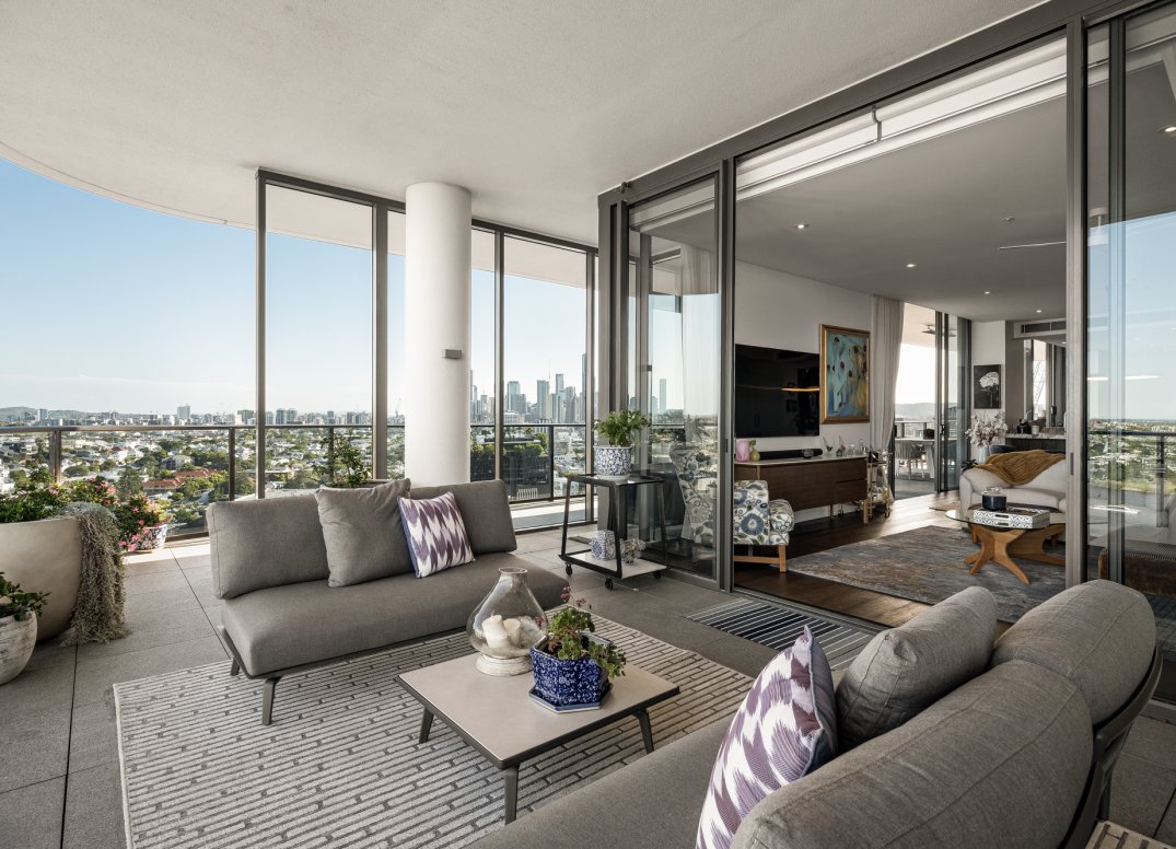 Luxury Penthouse Capturing the Best Views in Newstead Gallery