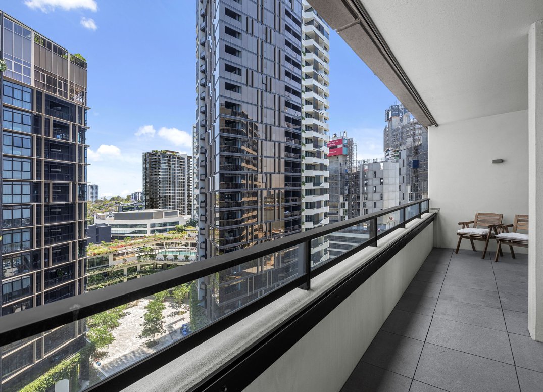 Impressive Elevated Apartment in the Heart of Newstead Gallery