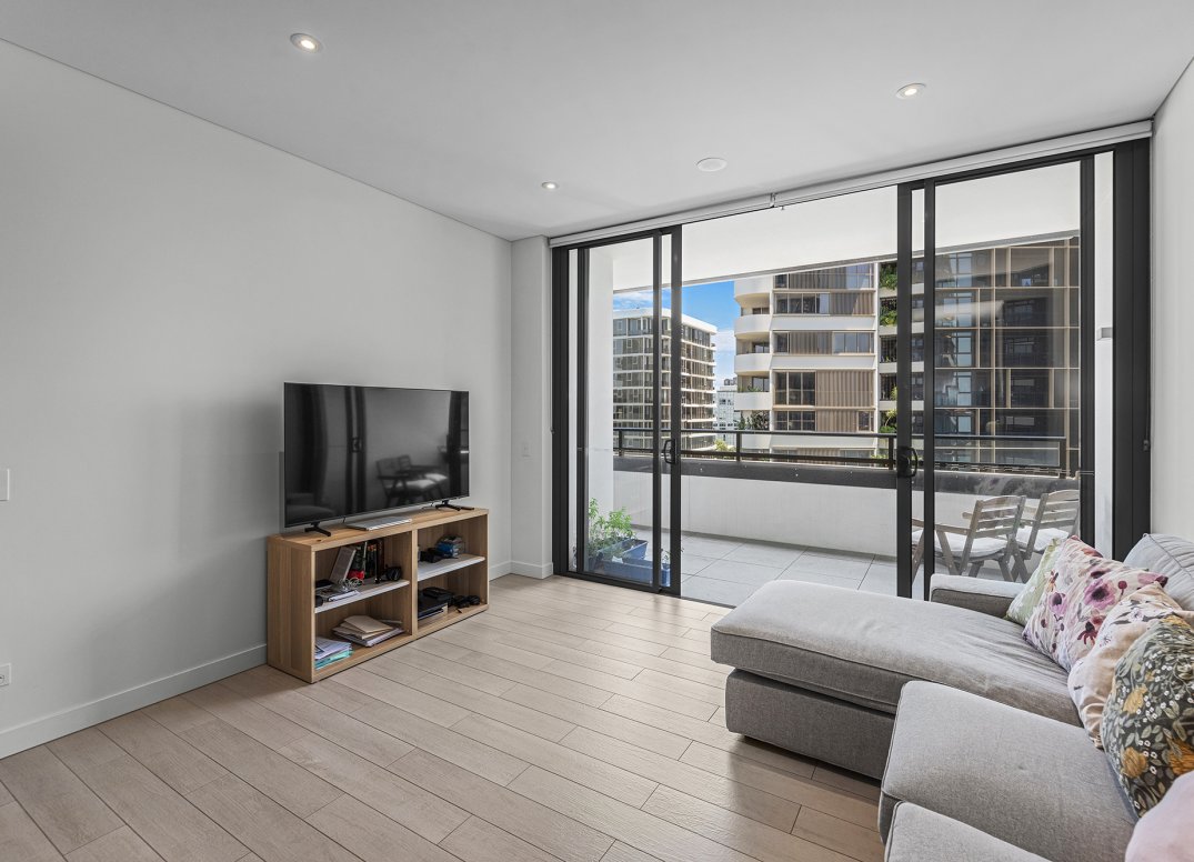 Impressive Elevated Apartment in the Heart of Newstead Gallery