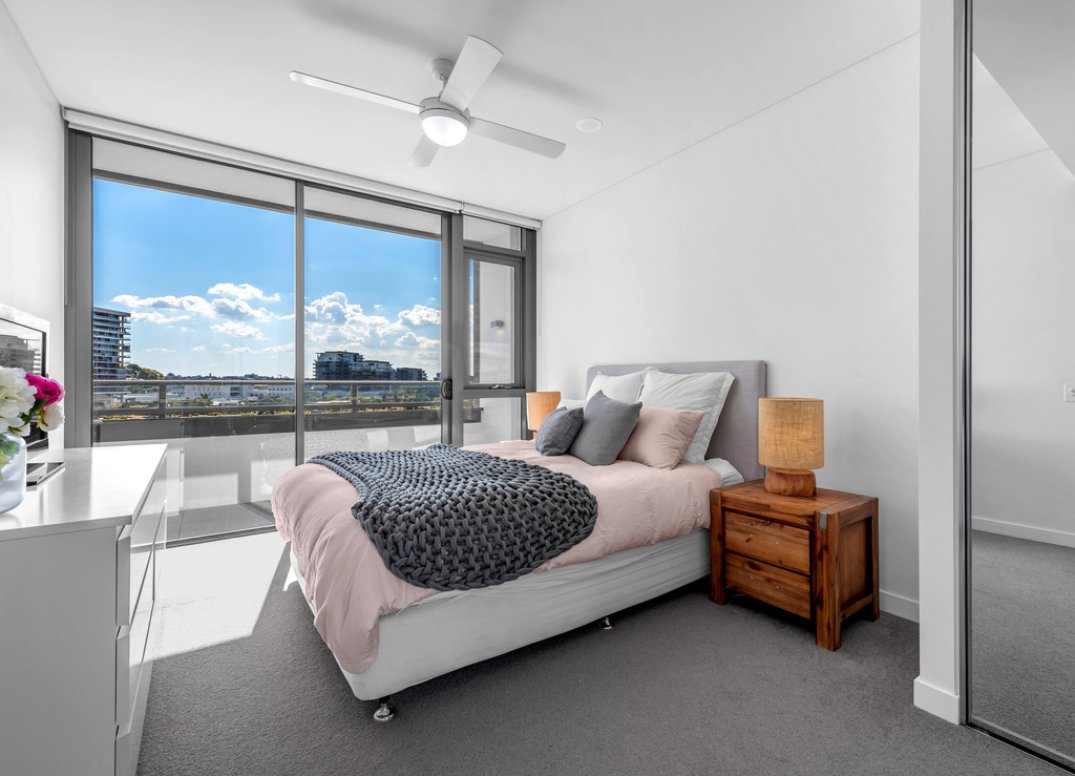 Immaculate Apartment In The Heart Of It All Gallery