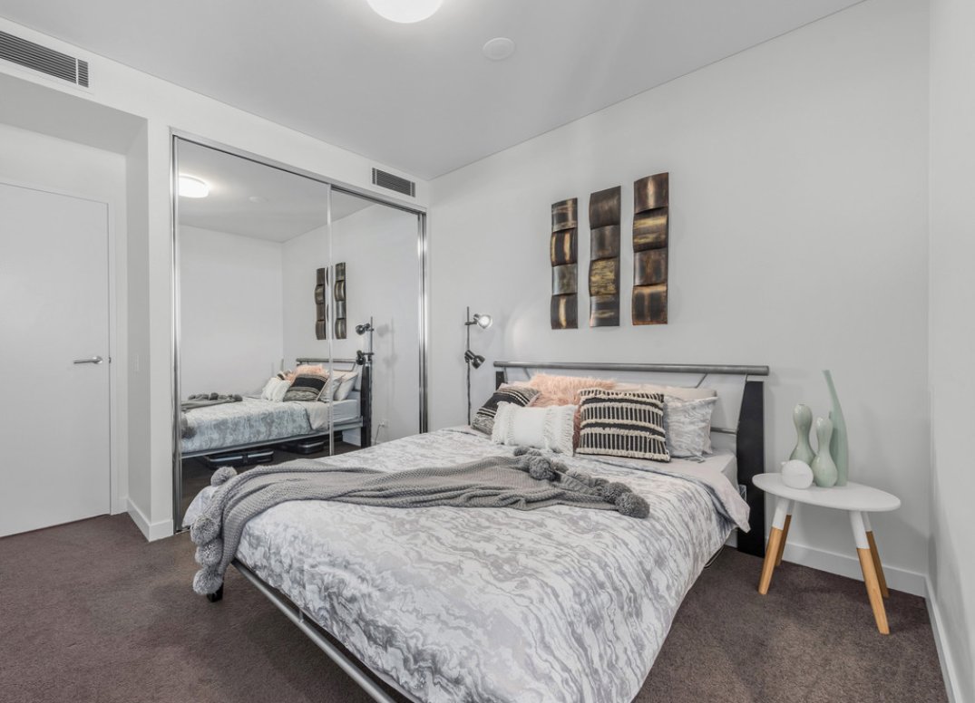 Dream North East Position with Wonderful River Views Gallery