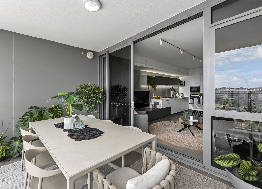 Outstanding East Facing Park Residence Gallery