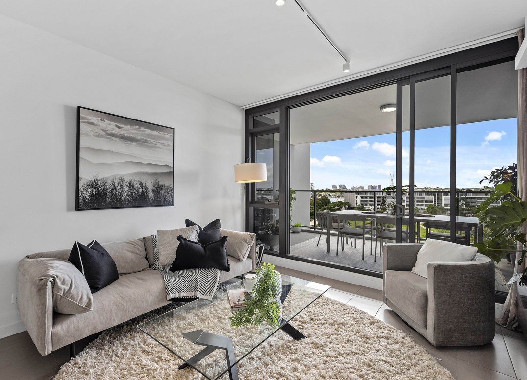Outstanding East Facing Park Residence Gallery