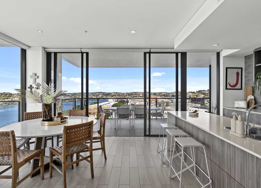 Rare North-East Corner Apartment with Sensational Views Gallery