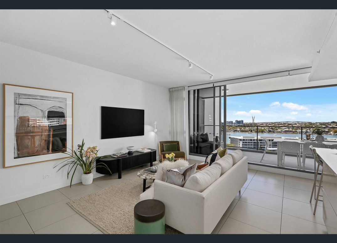 Luxurious Pavilion Apartment with Exquisite Views Gallery