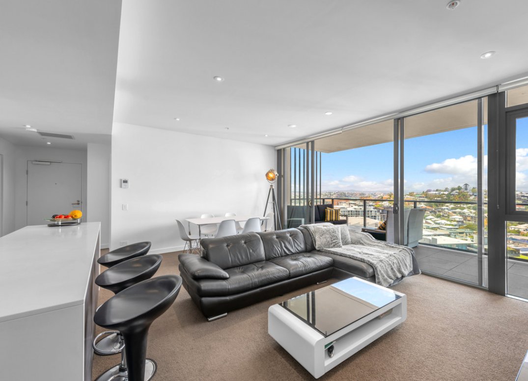 Stunning Unison Apartment With Incredible Views! Gallery