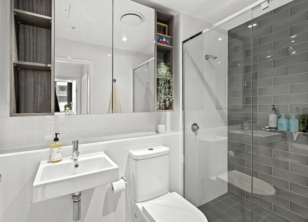 Impressive Mirvac Apartment in the Heart of Newstead Gallery