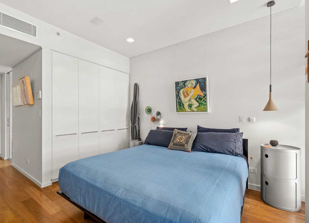 NEW YORK LOFT APARTMENT IN THE HEART OF NEWSTEAD Gallery