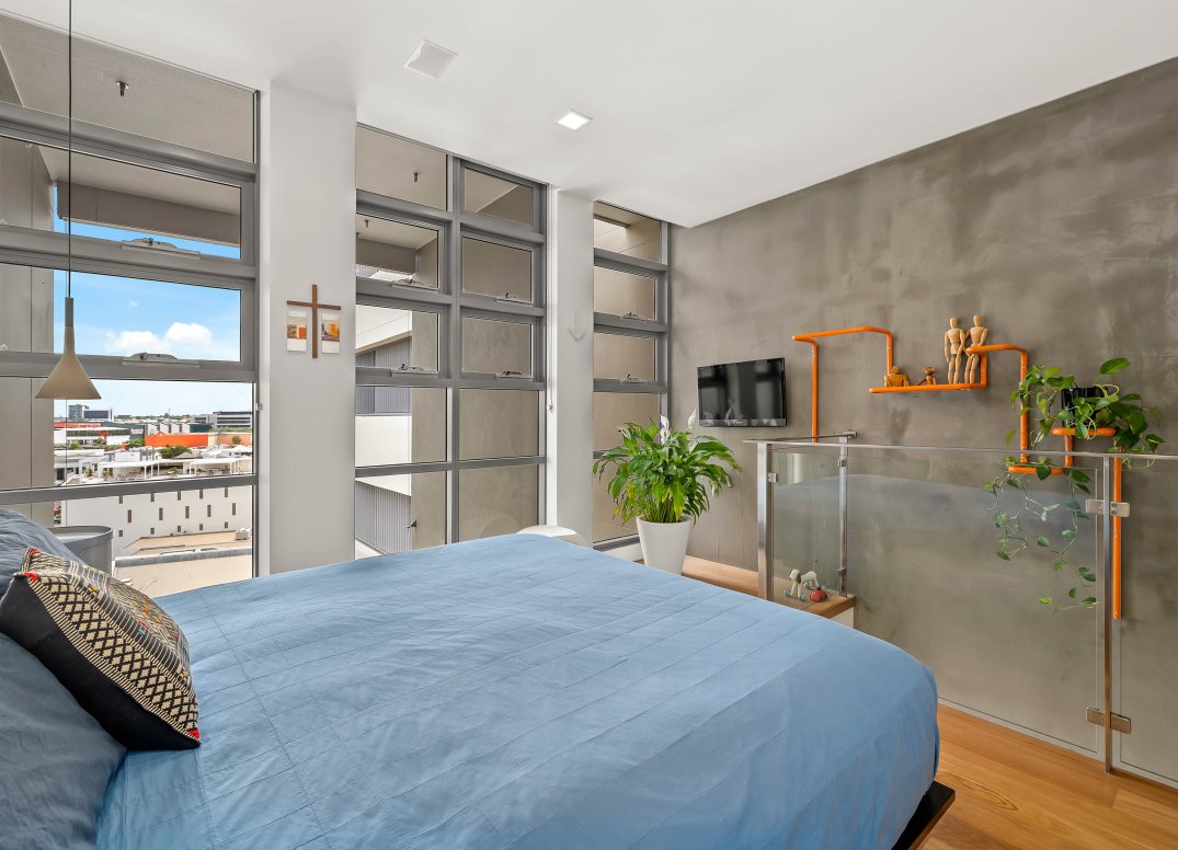 NEW YORK LOFT APARTMENT IN THE HEART OF NEWSTEAD Gallery