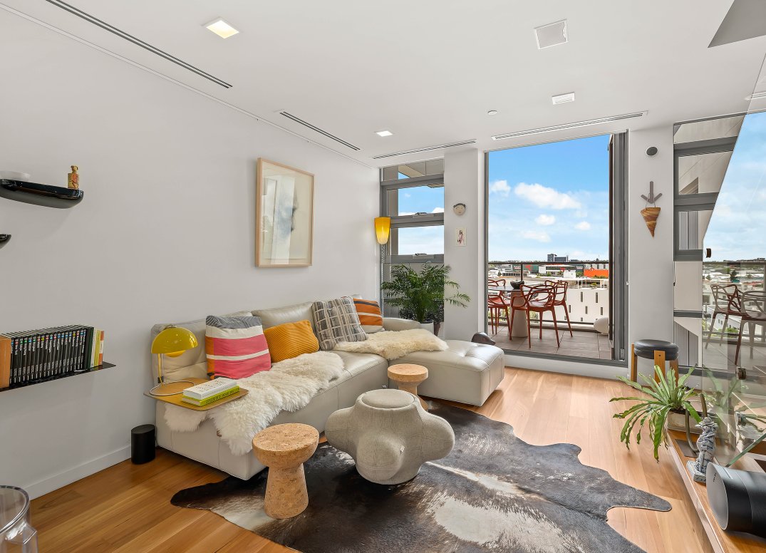 NEW YORK LOFT APARTMENT IN THE HEART OF NEWSTEAD Gallery