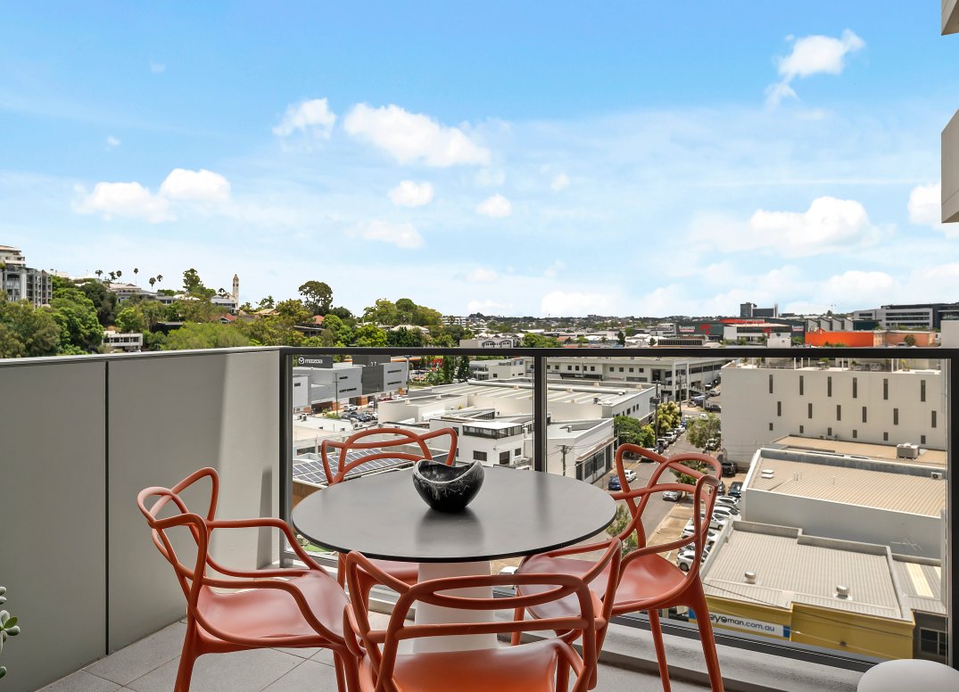 NEW YORK LOFT APARTMENT IN THE HEART OF NEWSTEAD Gallery