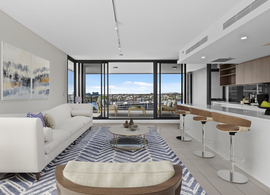 EXCEPTIONAL MIRVAC RESIDENCE WITH OUTSTANDING VIEWS Gallery