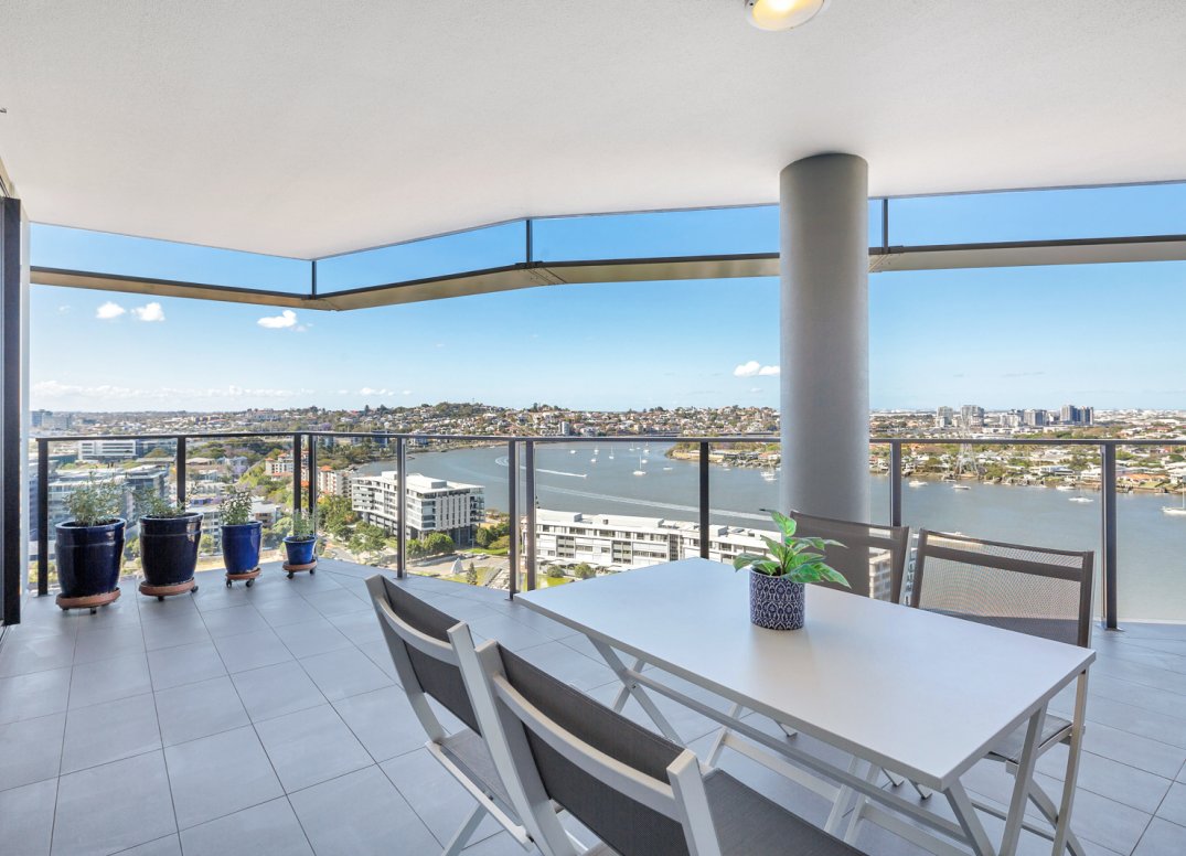 Expansive, Elegant and Elevated Gallery
