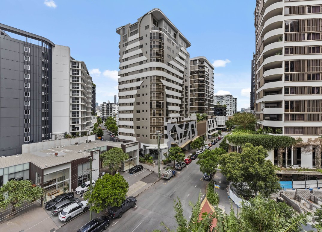 Remarkable Lifestyle Opportunity Inner Newstead Gallery