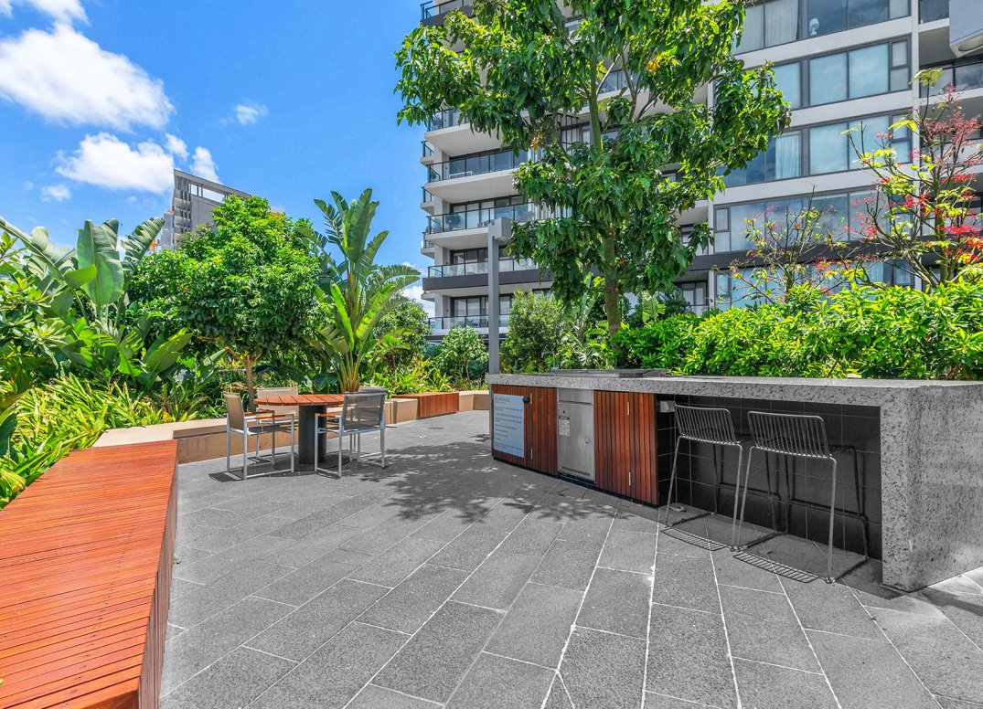 Remarkable Lifestyle Opportunity Inner Newstead Gallery