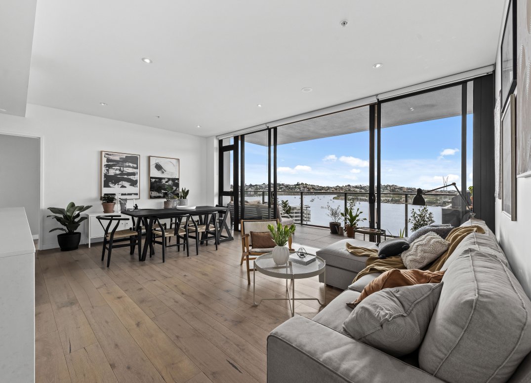 Position, Quality and One of Newstead’s Best Gallery