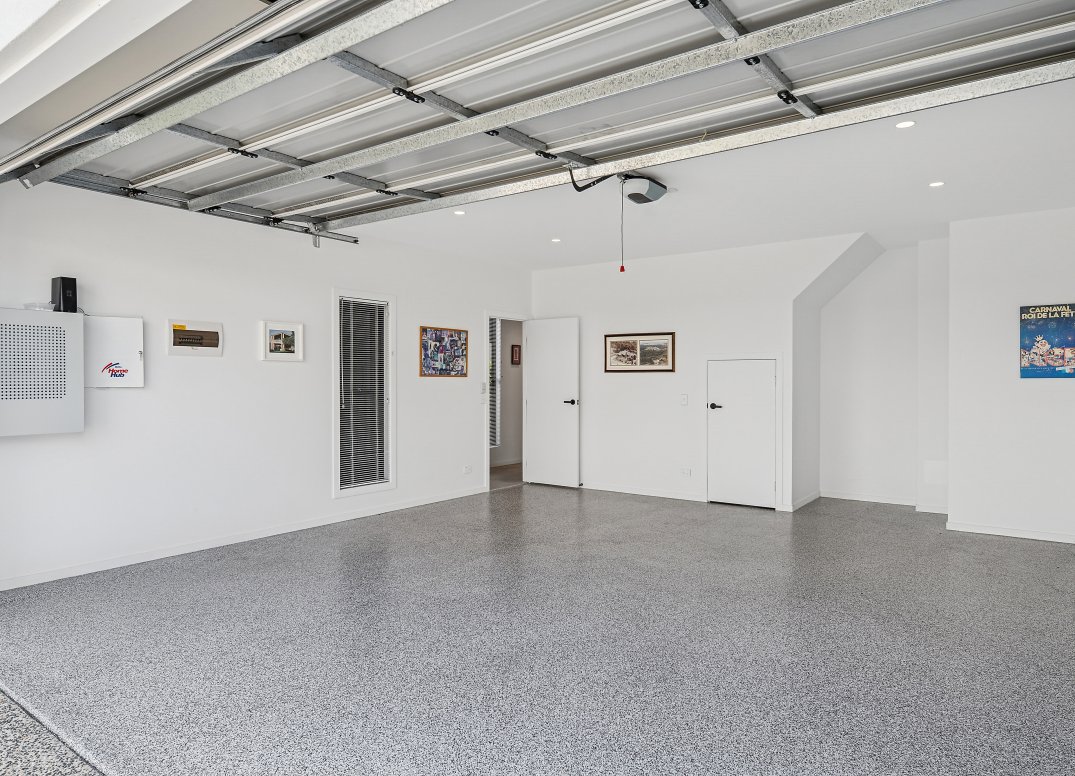 Contemporary and Elegant Lifestyle Residence Gallery