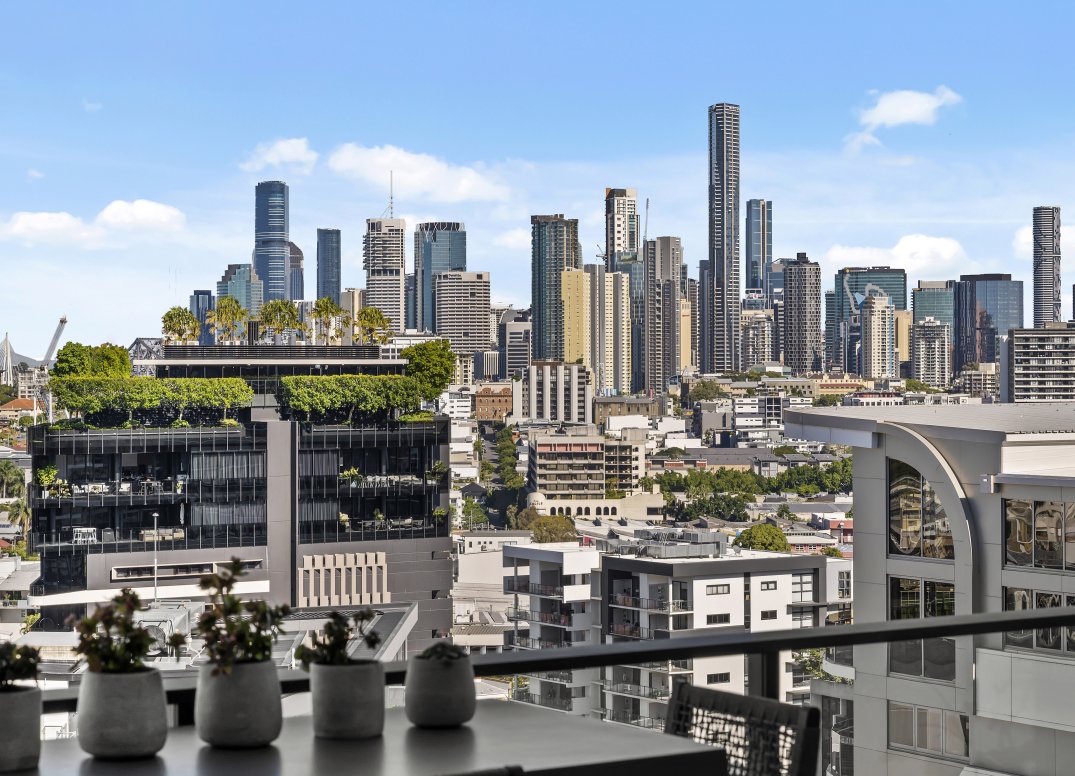 Prized Premier Position in Newstead Gallery