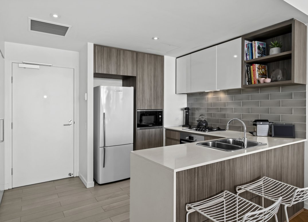 HIGHLY SOUGHT-AFTER POSITION IN THE SUPERB UNISON COMPLEX Gallery